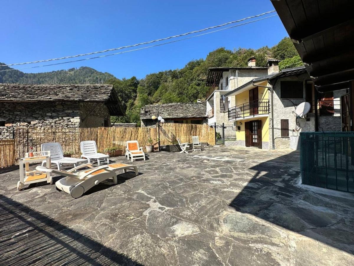 Baita Pressi Gran Paradiso Sparone 外观 照片